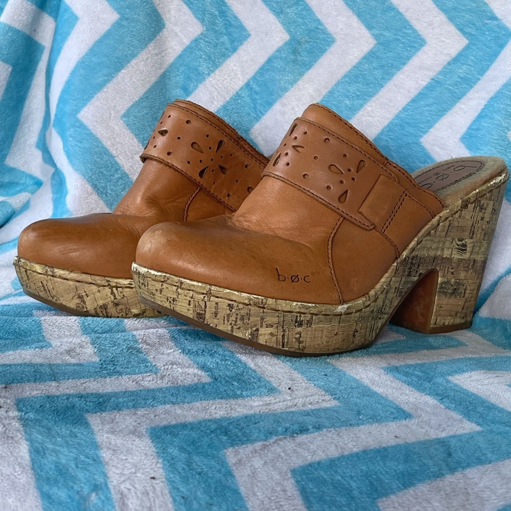 Size 8 B.O.C cork bottom all leather clogs